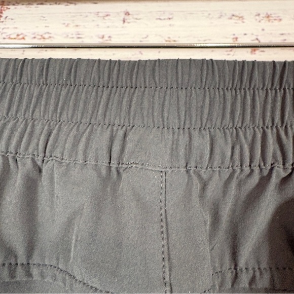 L.L. Bean Black UPF 50+ Stretch Board Shorts - Picture 7 of 13